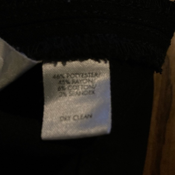 Loft black skirt size 4 - Picture 6 of 7